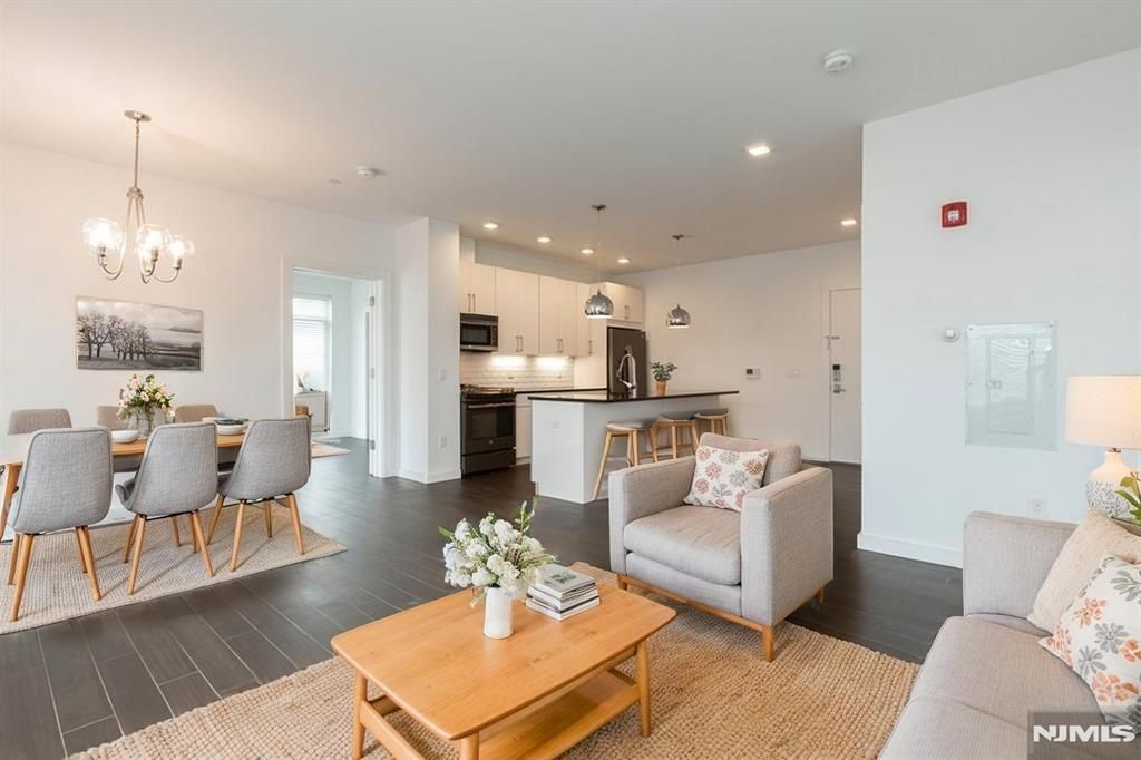 159 Cedar 201, Fort Lee, NJ 07024
