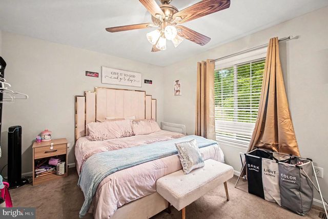 14 MYRTLE RD, Fredericksburg, VA 22405