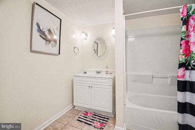 14 MYRTLE RD, Fredericksburg, VA 22405