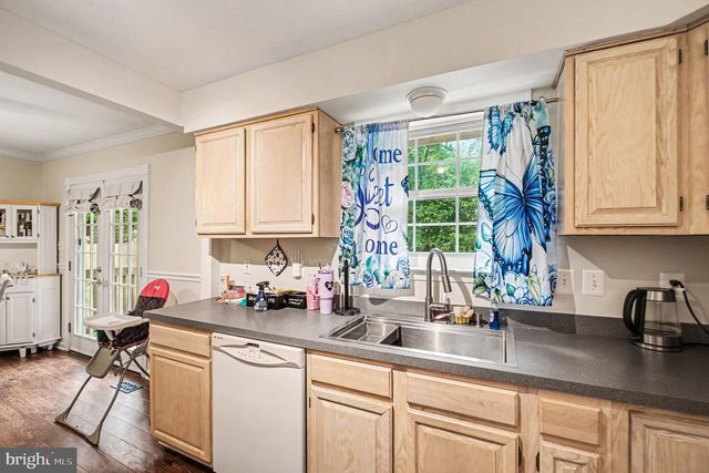 14 MYRTLE RD, Fredericksburg, VA 22405