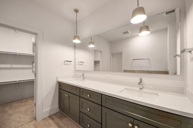 1044 Homer Street, Houston, TX 77091