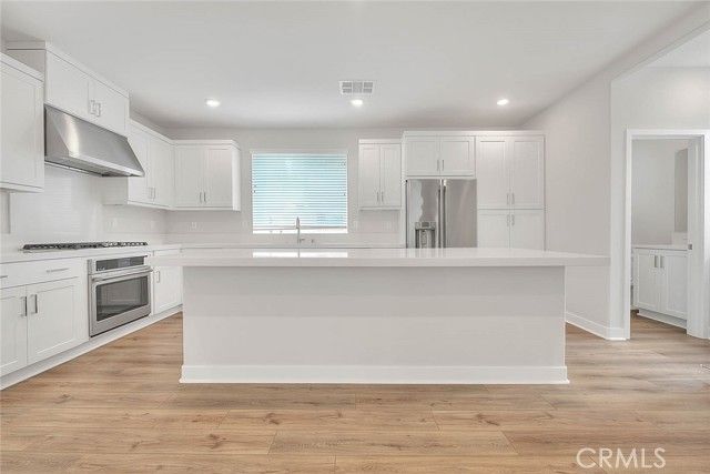 6 Crown Point Drive, Rancho Mission Viejo, CA 92694