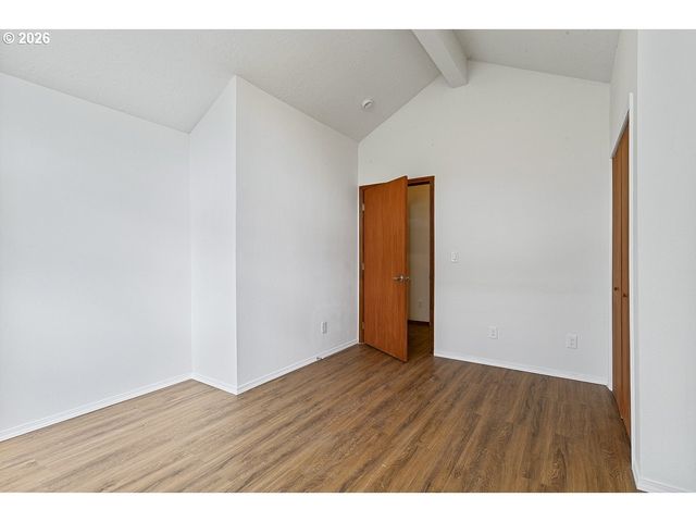 2730 Ne ROBERTS Ave, Gresham, OR 97030