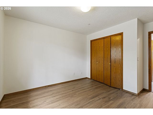 2730 Ne ROBERTS Ave, Gresham, OR 97030
