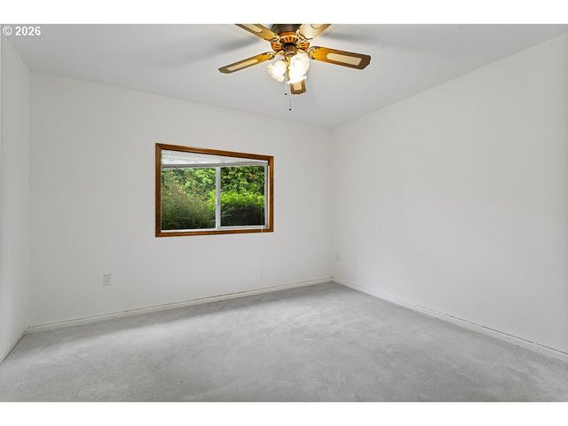 2730 Ne ROBERTS Ave, Gresham, OR 97030