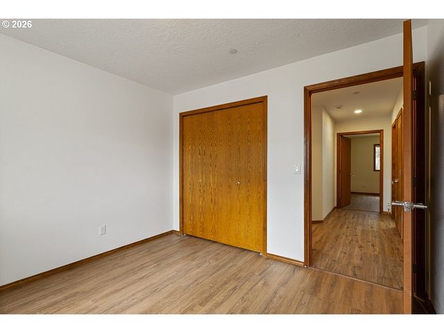 2730 Ne ROBERTS Ave, Gresham, OR 97030