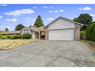 2730 Ne ROBERTS Ave, Gresham, OR 97030