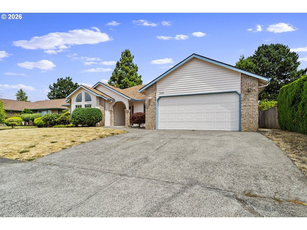 2730 Ne ROBERTS Ave, Gresham, OR 97030