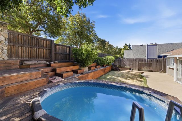 5604 Miners Cir, Rocklin, CA 95765
