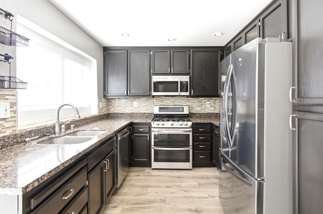 5604 Miners Cir, Rocklin, CA 95765