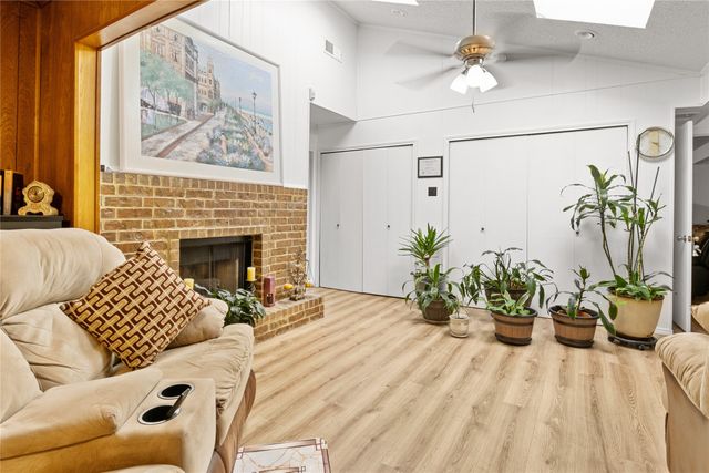 1209 Hanna Circle, Desoto, TX 75115