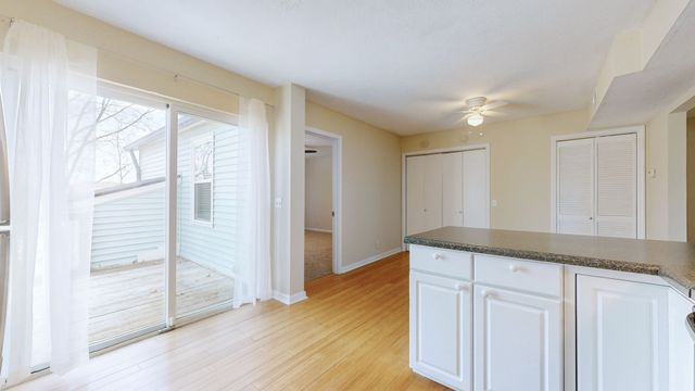 528 Debbie Dr, Hermitage, TN 37076