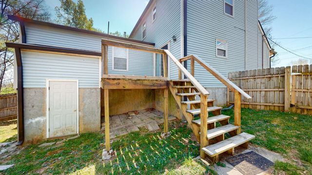 528 Debbie Dr, Hermitage, TN 37076