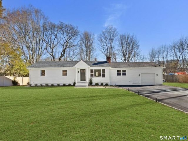 9 Arnold Lane, Norwalk, CT 06853