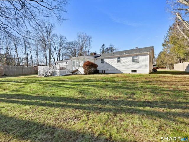 9 Arnold Lane, Norwalk, CT 06853