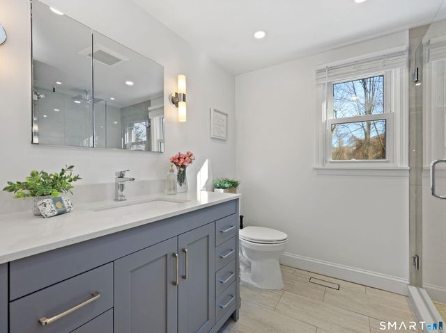 9 Arnold Lane, Norwalk, CT 06853