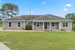 5695 Meadowlark Cir, Milton, FL 32570