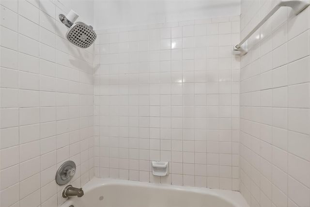 13925 Hollowgreen Drive, Houston, TX 77082