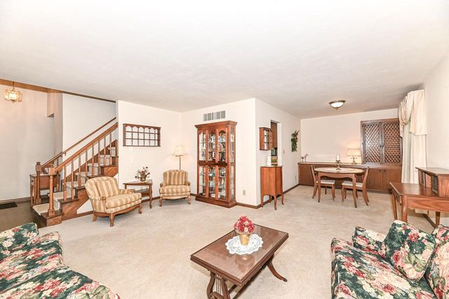 146 Perry AVENUE, Racine, WI 53406