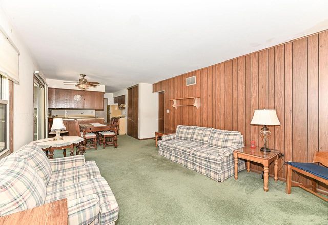 146 Perry AVENUE, Racine, WI 53406