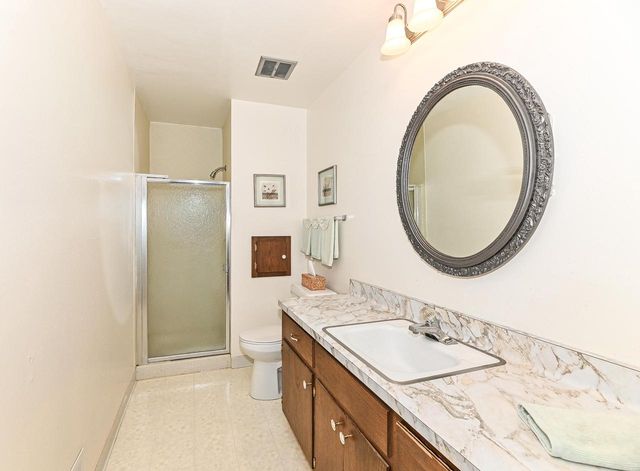 146 Perry AVENUE, Racine, WI 53406
