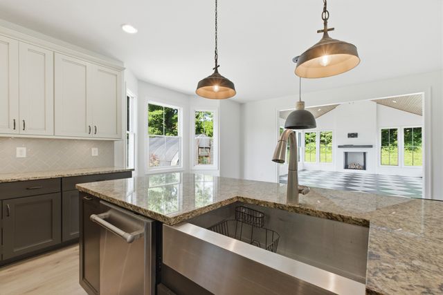 6735 Arno Allisona Rd, College Grove, TN 37046