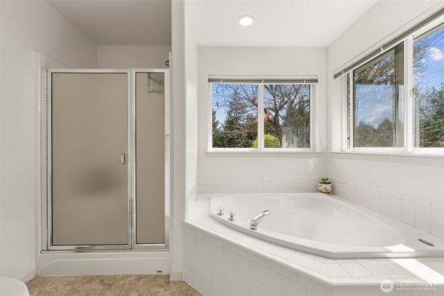 7137 Highlands Drive NE, Olympia, WA 98516