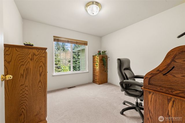 7137 Highlands Drive NE, Olympia, WA 98516