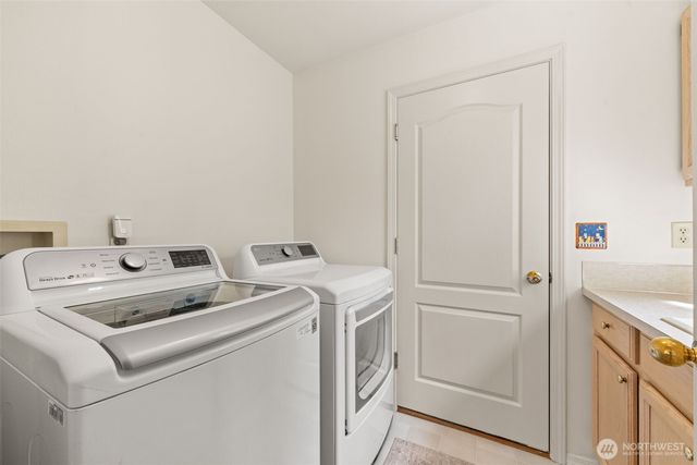 7137 Highlands Drive NE, Olympia, WA 98516