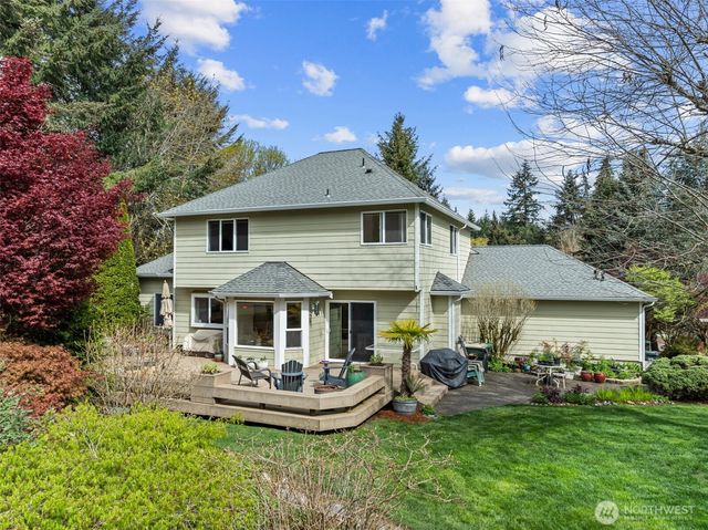 7137 Highlands Drive NE, Olympia, WA 98516