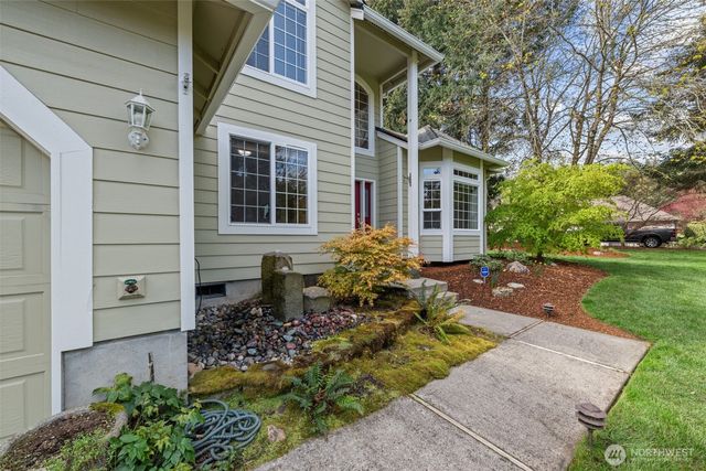 7137 Highlands Drive NE, Olympia, WA 98516