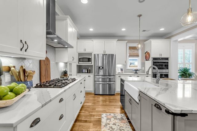 230 Bird Song Path, Summerville, SC 29485