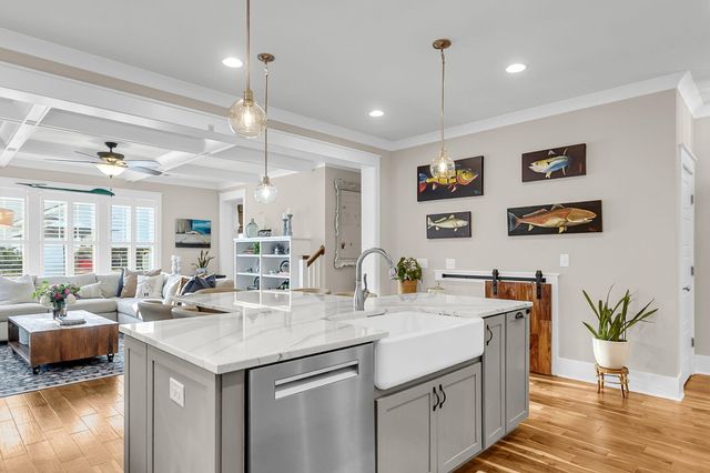 230 Bird Song Path, Summerville, SC 29485