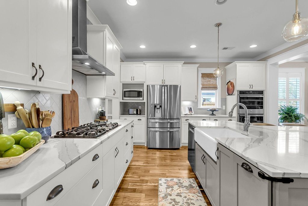 Image 14 of property listing at 230 Bird Song Path, Summerville, SC 29485