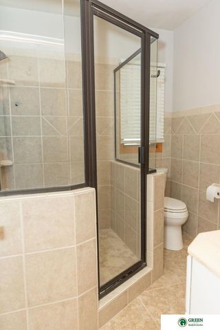 825 N Academy Avenue, York, NE 68467