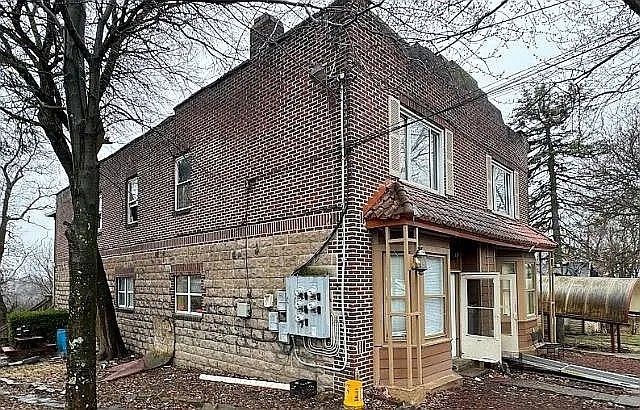 95 Hilda St, Penn Hills, PA 15235