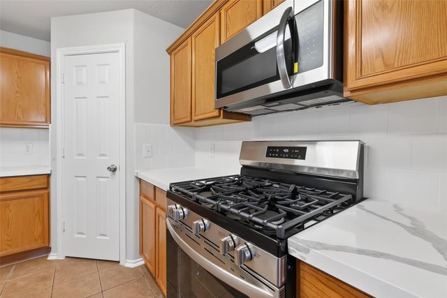 2711 Trinity Glen Lane, Houston, TX 77047