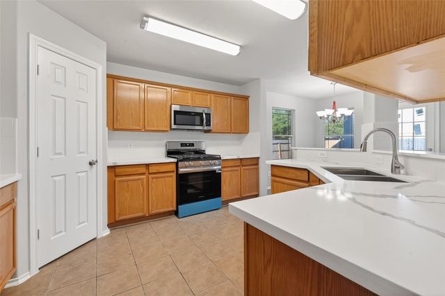 2711 Trinity Glen Lane, Houston, TX 77047