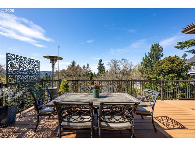 2393 TAYLOR Dr, West Linn, OR 97068