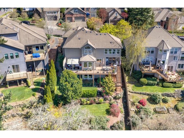 2393 TAYLOR Dr, West Linn, OR 97068