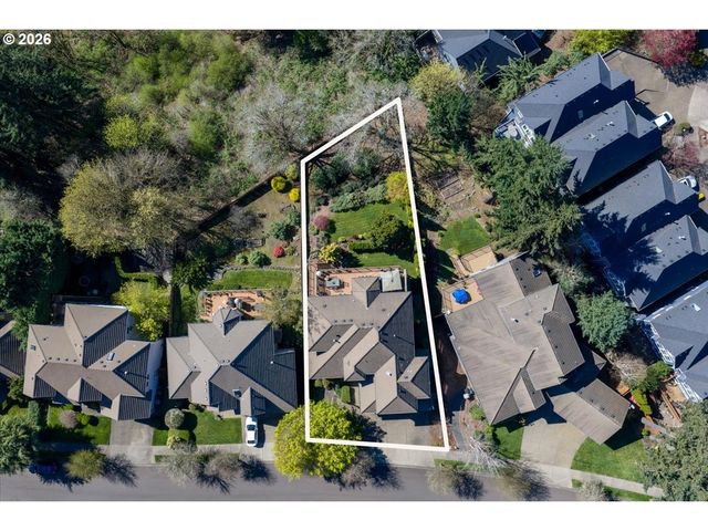 2393 TAYLOR Dr, West Linn, OR 97068