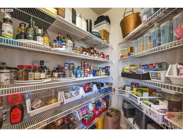 2393 TAYLOR Dr, West Linn, OR 97068