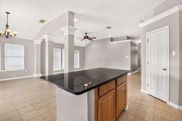 5114 Spring Brook Dr, Corpus Christi, TX 78413