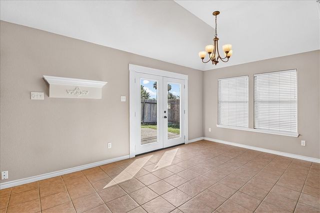 5114 Spring Brook Dr, Corpus Christi, TX 78413