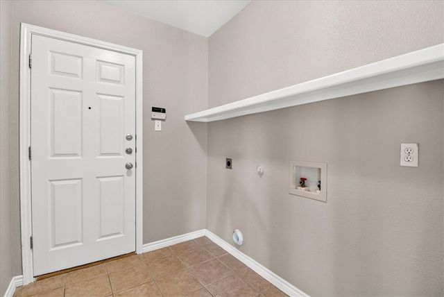 5114 Spring Brook Dr, Corpus Christi, TX 78413