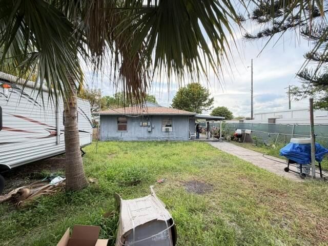 714 S H Street, Lake Worth Beach, FL 33460