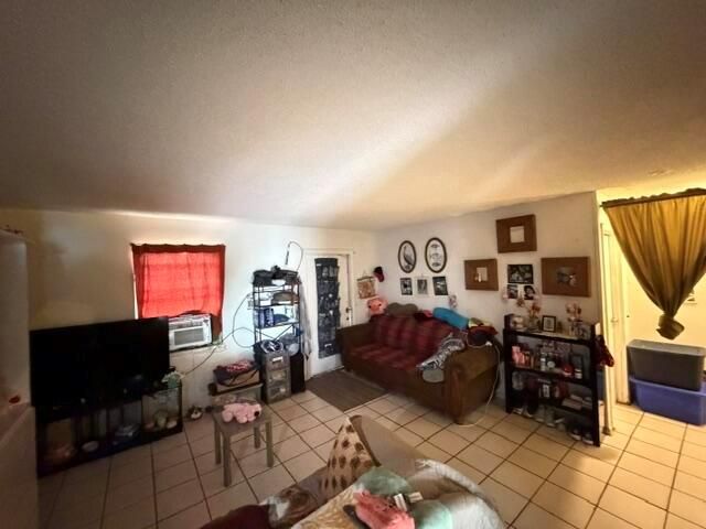 714 S H Street, Lake Worth Beach, FL 33460