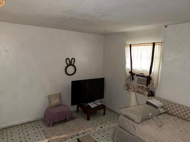 714 S H Street, Lake Worth Beach, FL 33460