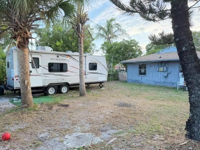 714 S H Street, Lake Worth Beach, FL 33460