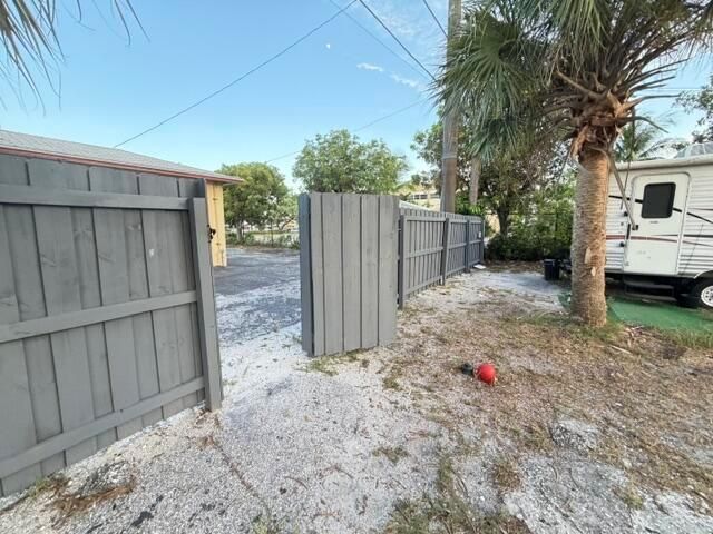 714 S H Street, Lake Worth Beach, FL 33460
